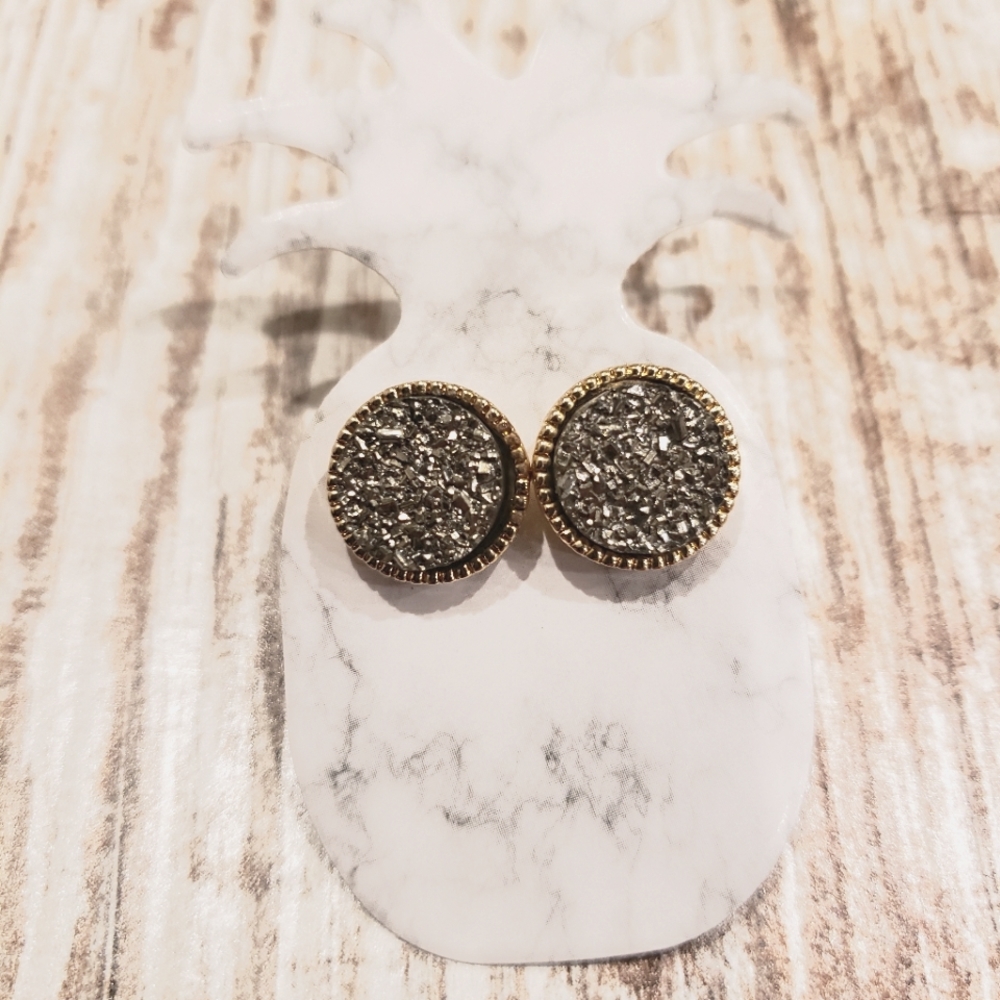 Women's Druzy Earrings : Charcoal